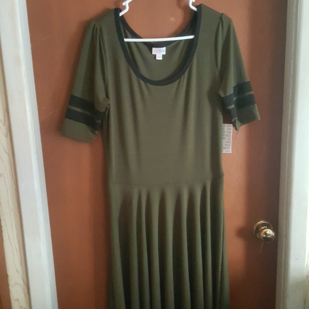 Lularoe Nicole Dress